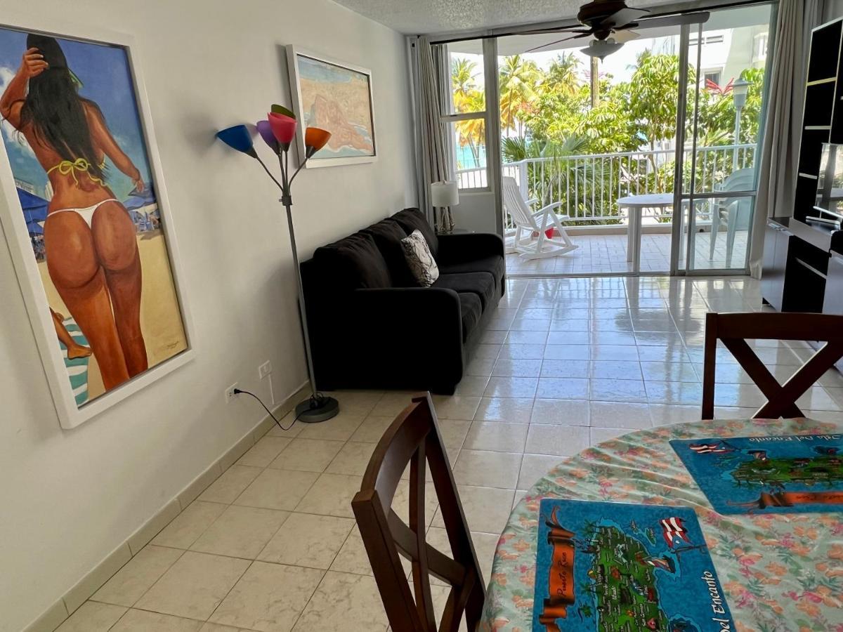 Beachfront Tropical Tantra Apartment San Juan Exteriör bild